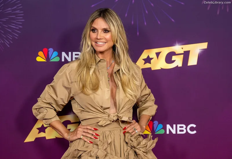 Heidi Klum photo 18 of 1639
