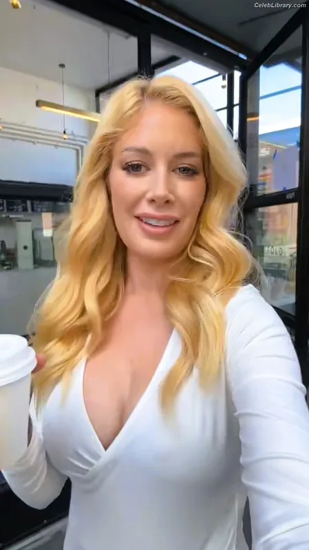 Heidi Montag photo 2 of 592