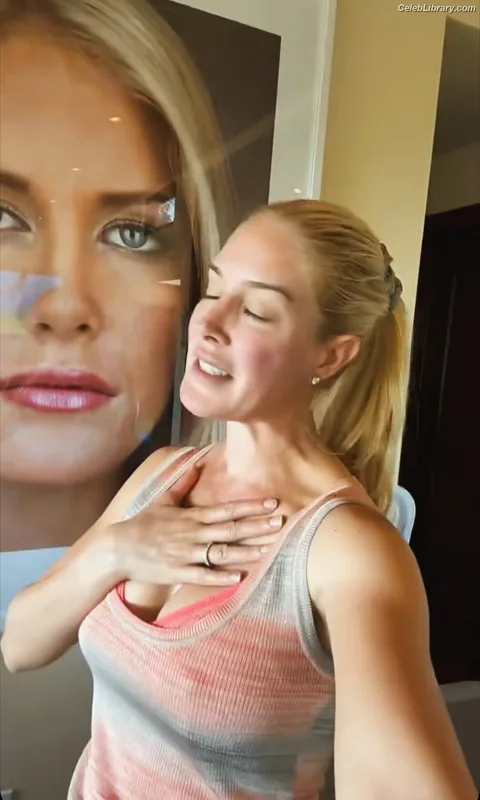 Heidi Montag photo 17 of 592