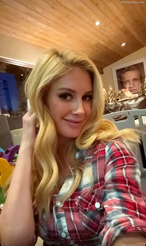 Heidi Montag photo 12 of 592