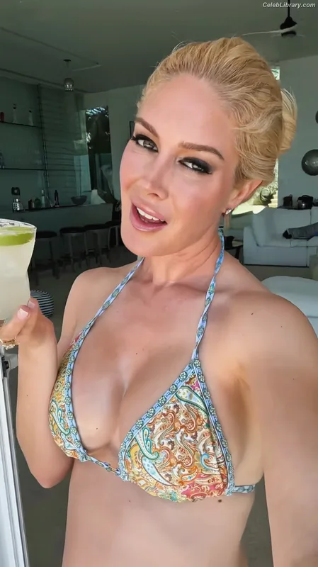 Heidi Montag photo 16 of 592