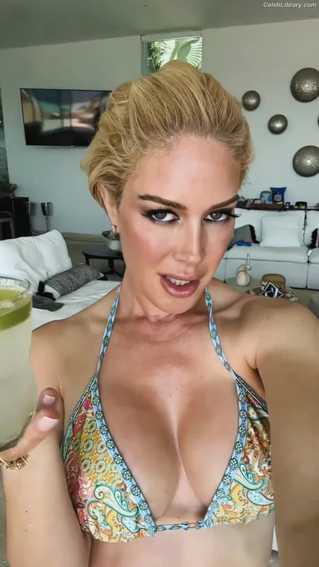 Heidi Montag photo 1 of 592