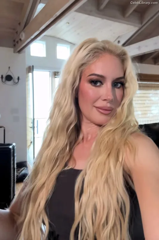 Heidi Montag photo 17 of 592