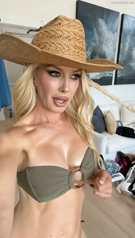 Heidi Montag photo 9 of 592