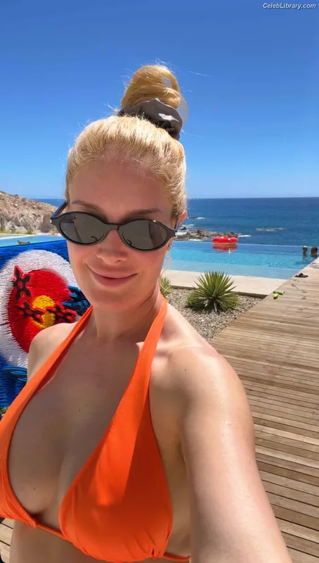 Heidi Montag photo 15 of 592