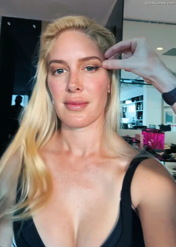 Heidi Montag photo 18 of 592