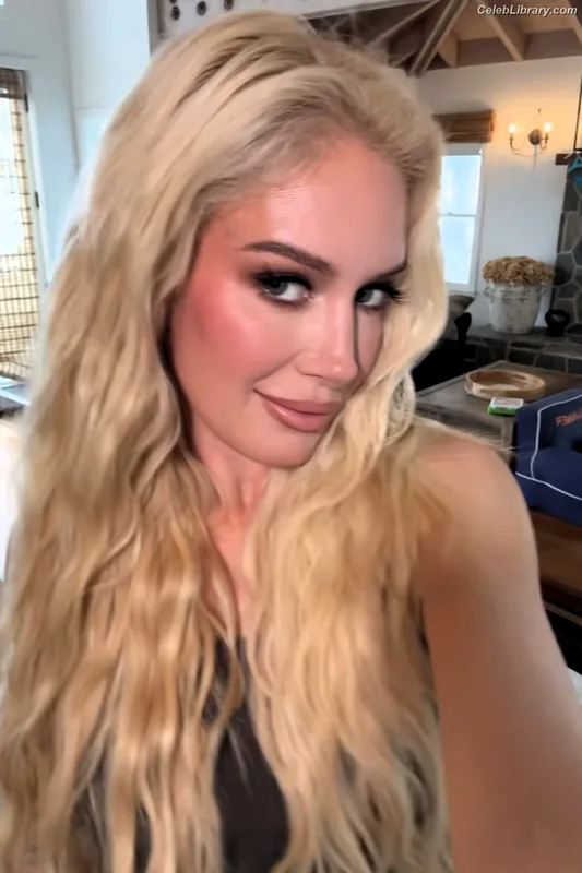 Heidi Montag photo 24 of 592
