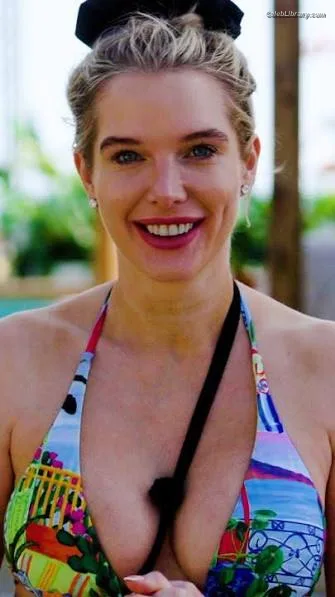 Helen Flanagan photo 7 of 617