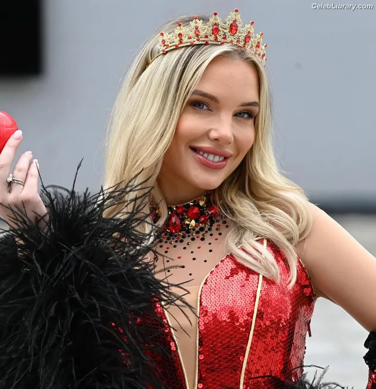 Helen Flanagan photo 15 of 617