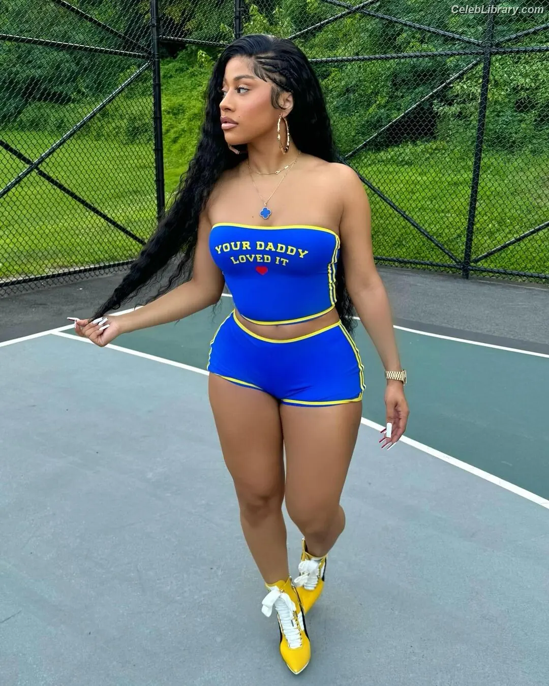Hennessy Carolina photo 3 of 109