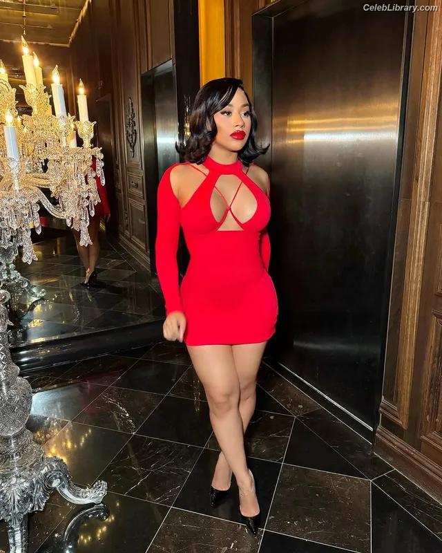 Hennessy Carolina photo 3 of 110