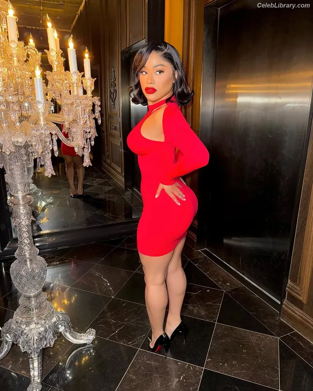 Hennessy Carolina photo 4 of 110