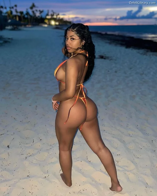 Hennessy Carolina photo 24 of 110