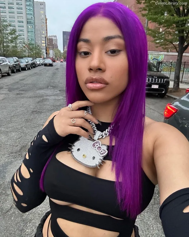 Hennessy Carolina photo 2 of 110