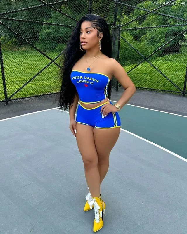 Hennessy Carolina photo 4 of 110