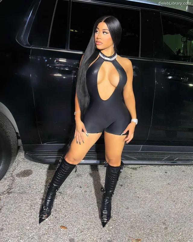 Hennessy Carolina photo 8 of 110