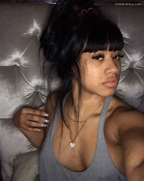 Hennessy Carolina photo 11 of 110