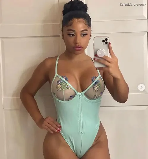 Hennessy Carolina photo 6 of 110