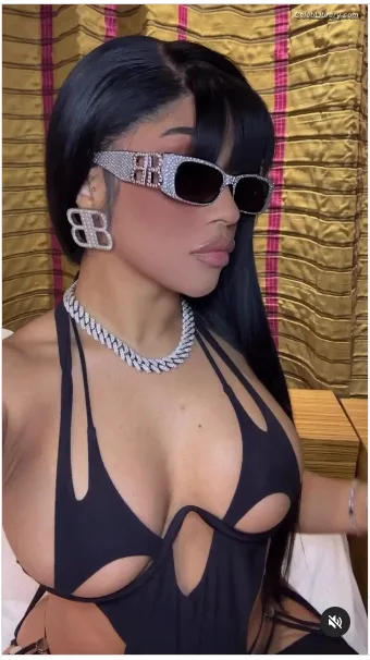 Hennessy Carolina photo 7 of 110