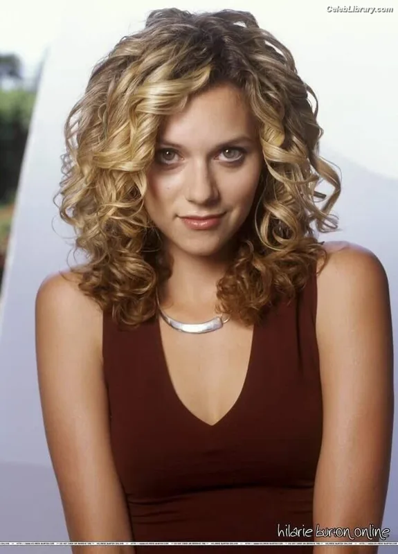 Hilarie Burton photo 17 of 47