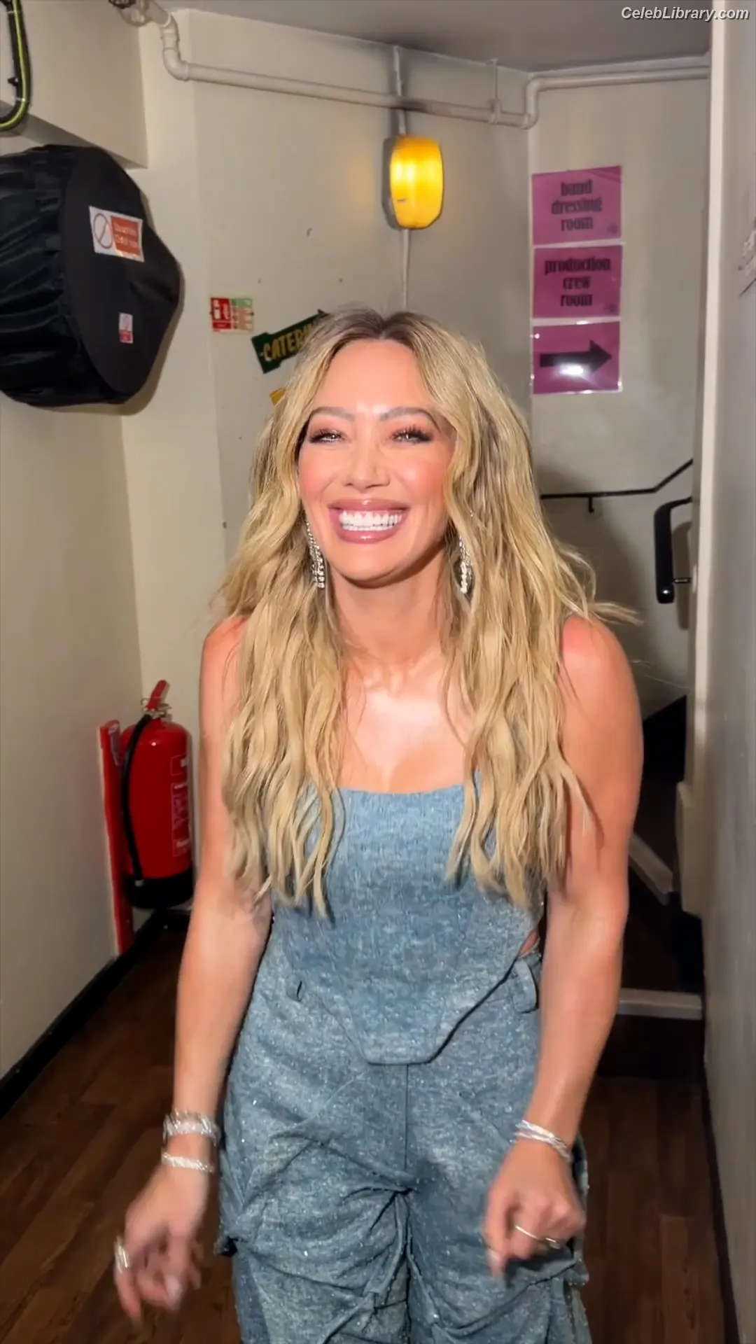 Hilary Duff photo 18 of 1413