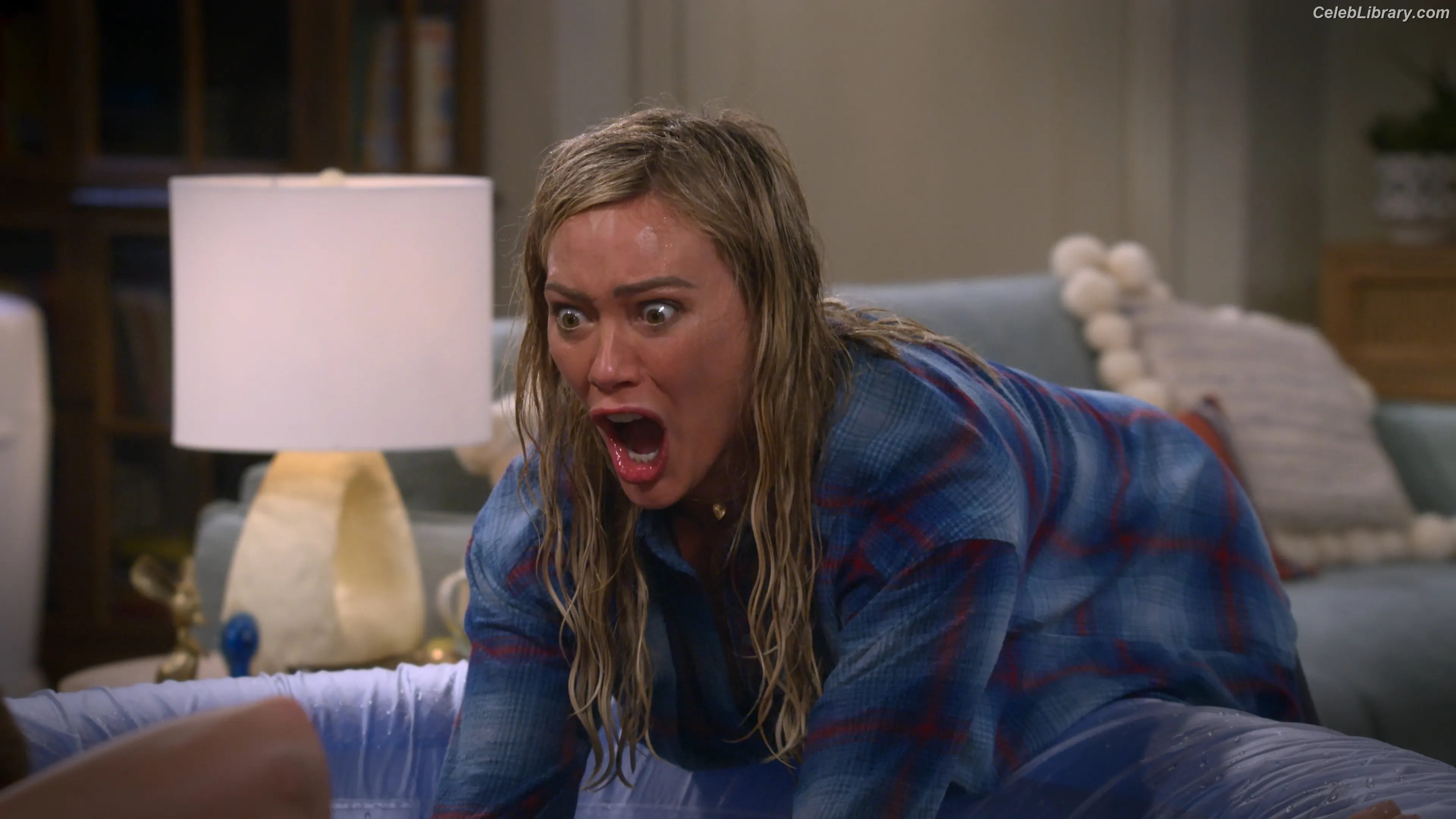 Hilary Duff photo 18 of 1413