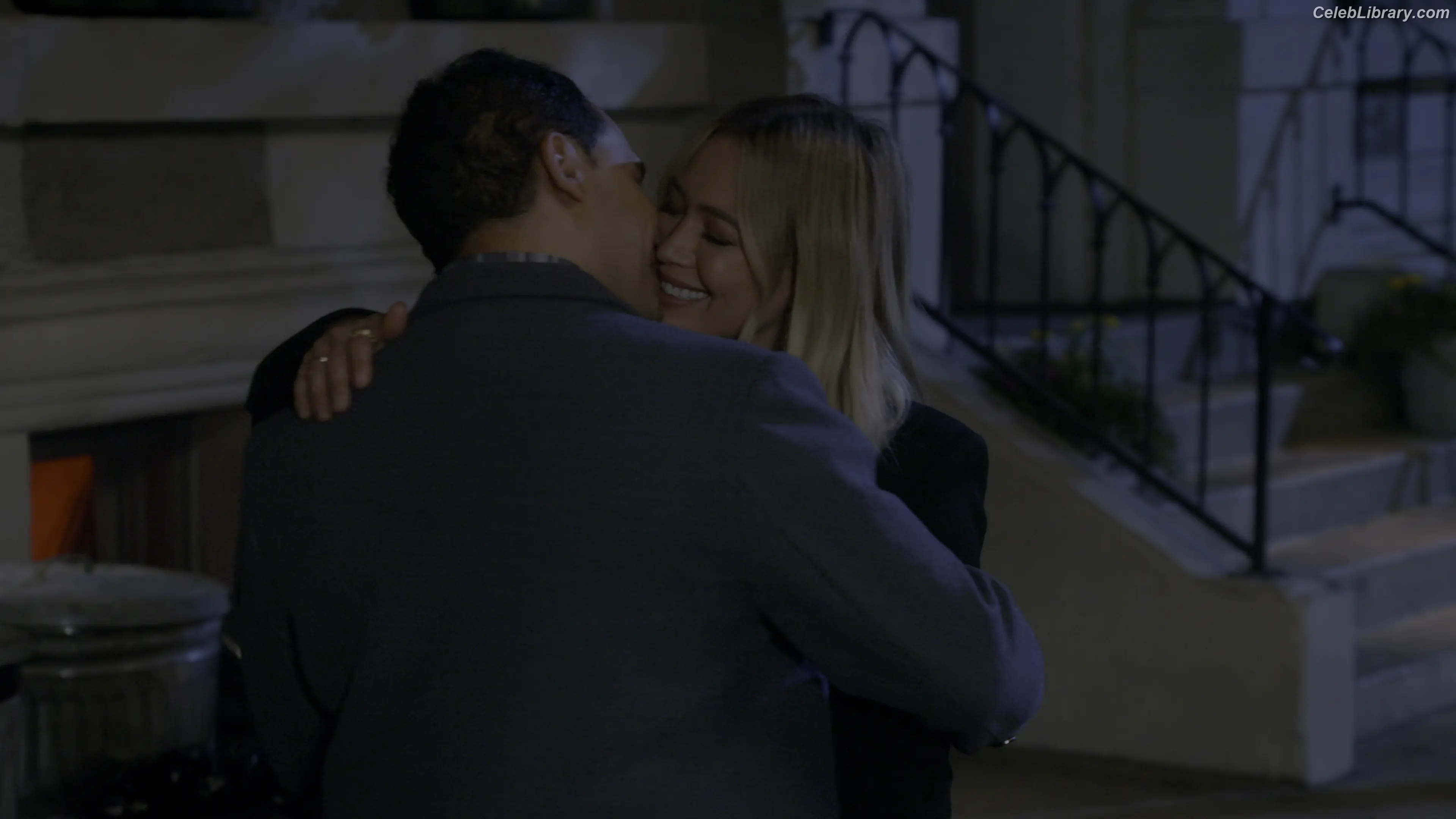 Hilary Duff photo 23 of 1413