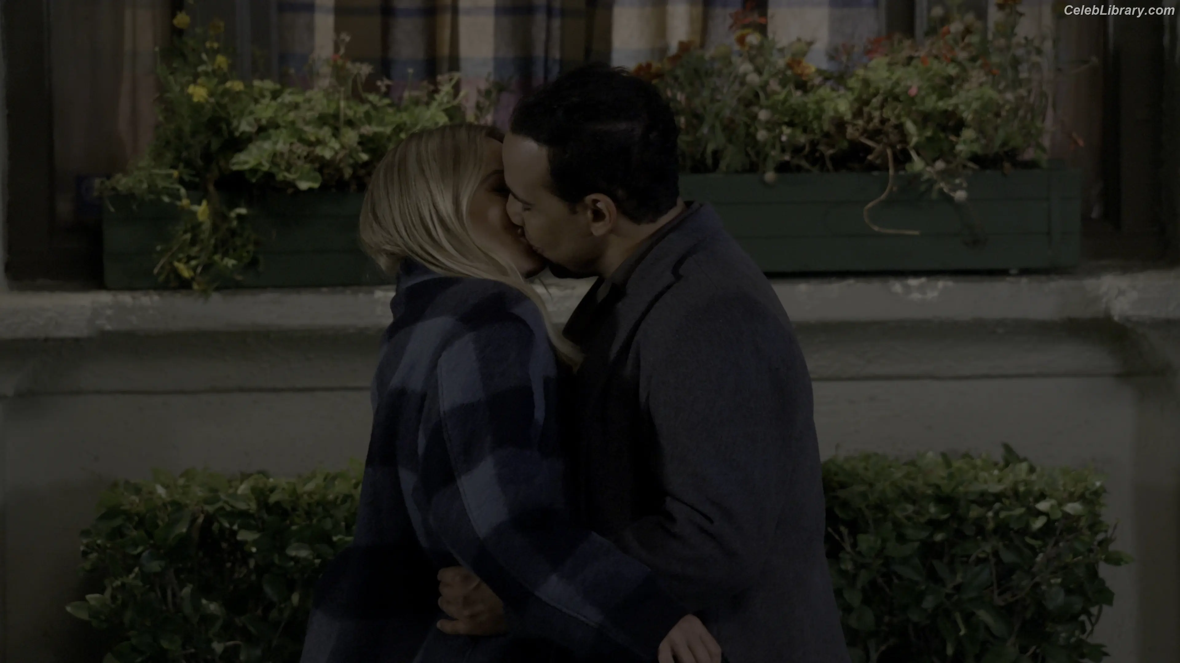 Hilary Duff photo 2 of 1413