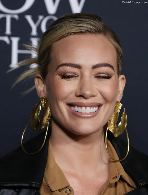 Hilary Duff photo 4 of 1414
