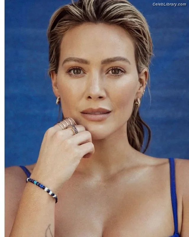 Hilary Duff photo 15 of 1414