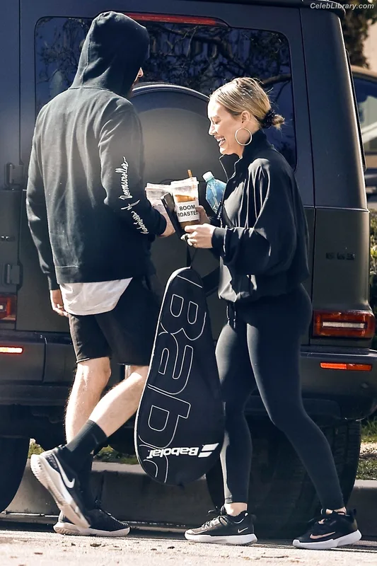 Hilary Duff photo 9 of 1414