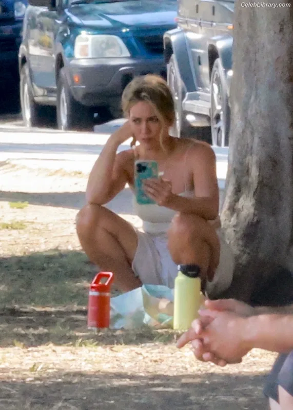 Hilary Duff photo 5 of 1414