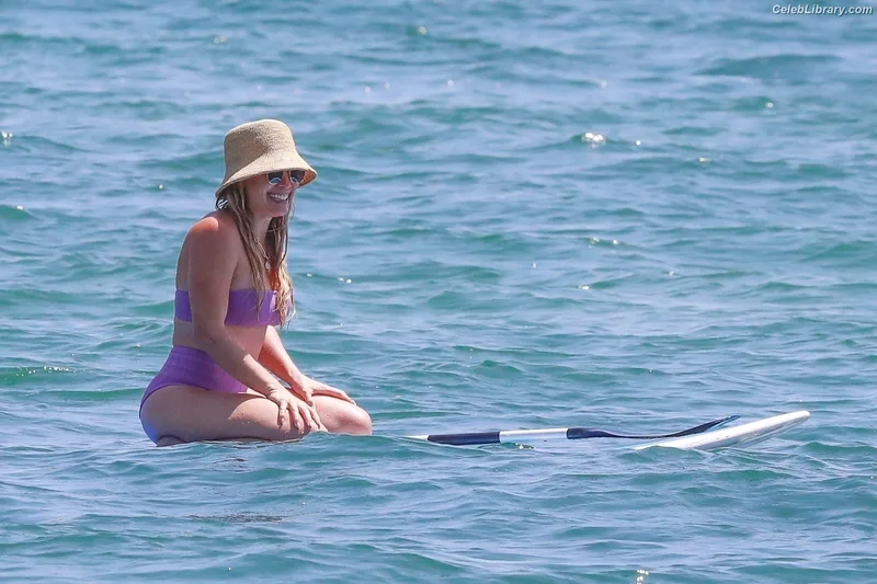Hilary Duff photo 10 of 1414