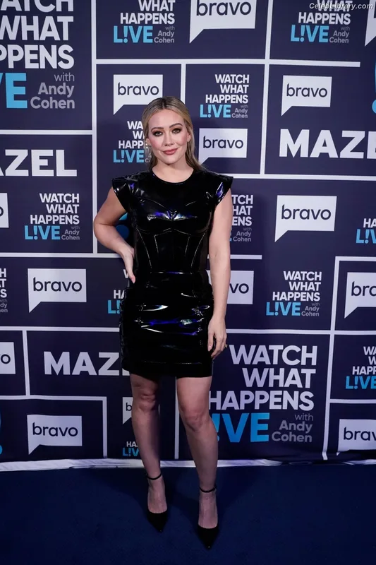 Hilary Duff photo 3 of 1414