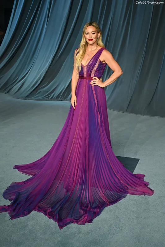 Hilary Duff photo 11 of 1414