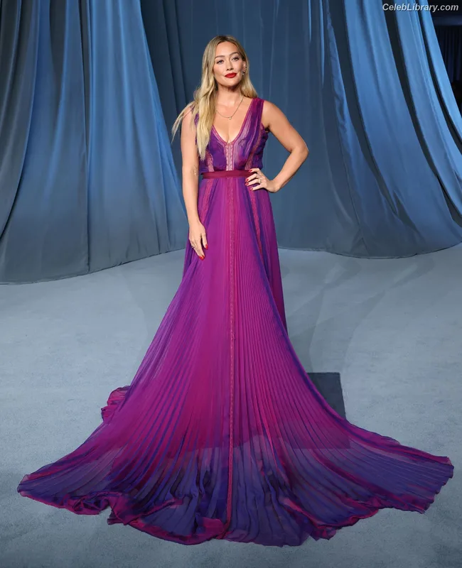 Hilary Duff photo 13 of 1414