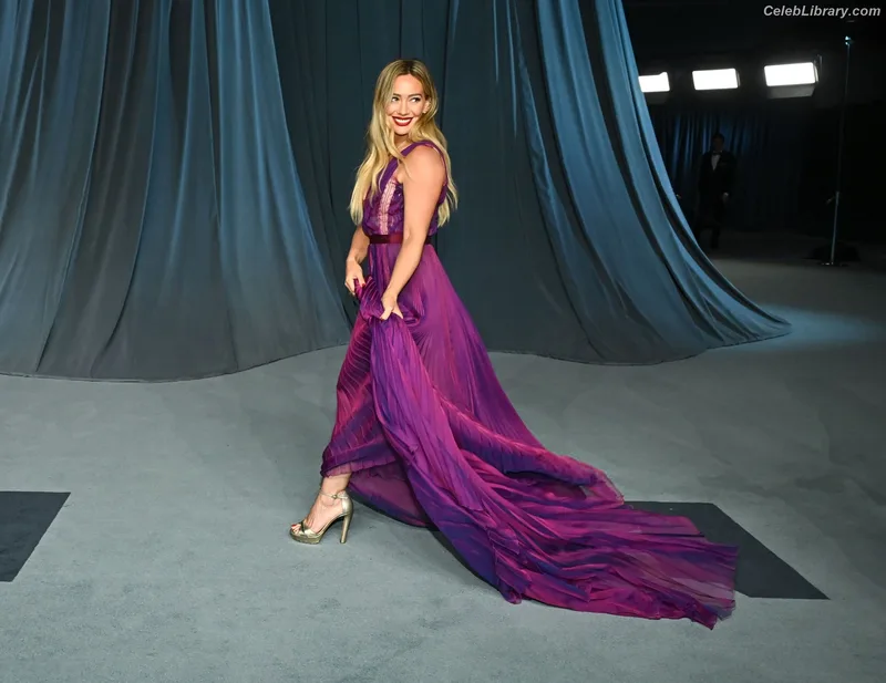 Hilary Duff photo 24 of 1414