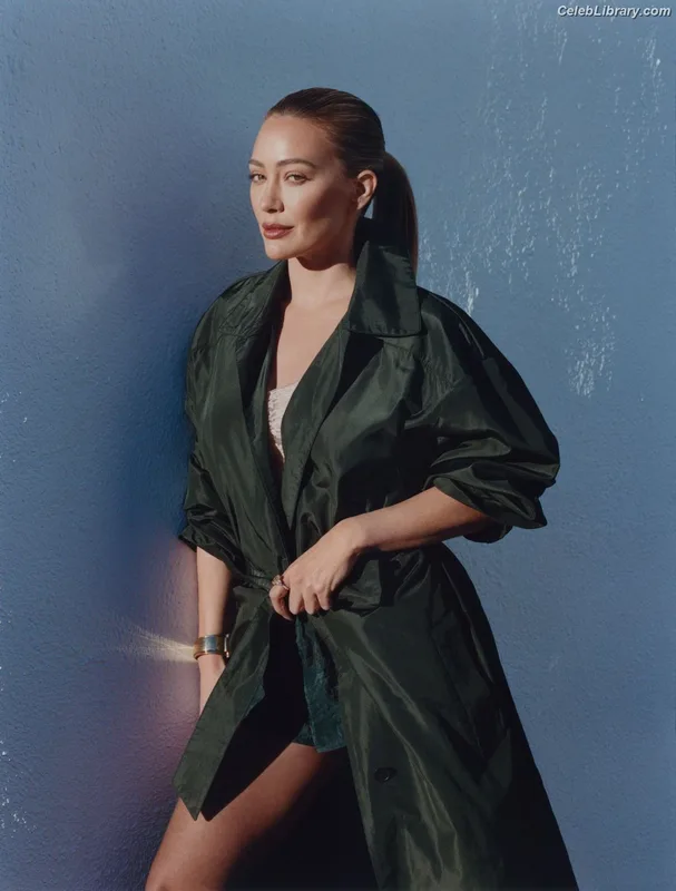 Hilary Duff photo 21 of 1414
