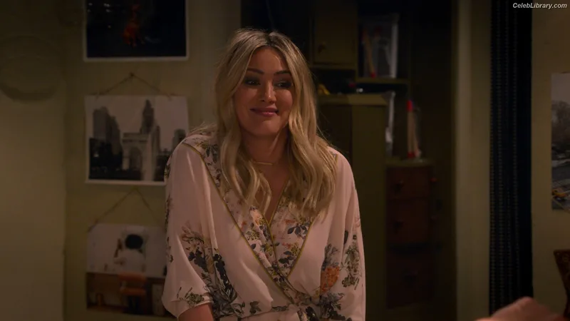 Hilary Duff photo 9 of 1414