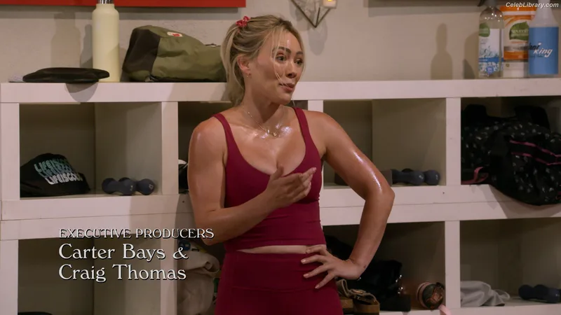 Hilary Duff photo 3 of 1414