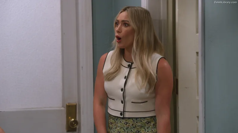 Hilary Duff photo 22 of 1414