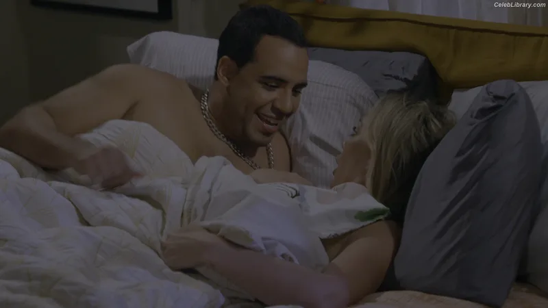 Hilary Duff photo 2 of 1414