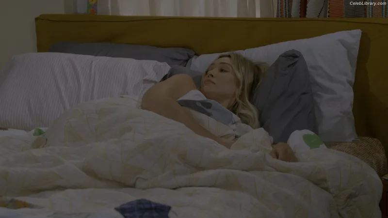 Hilary Duff photo 5 of 1414