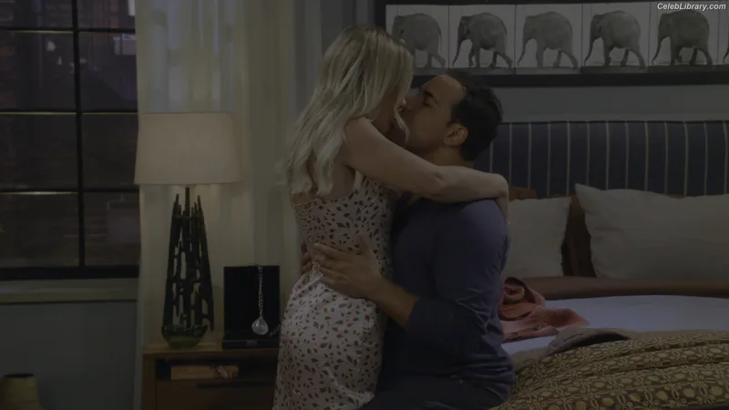Hilary Duff photo 23 of 1414