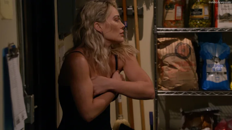 Hilary Duff photo 8 of 1414