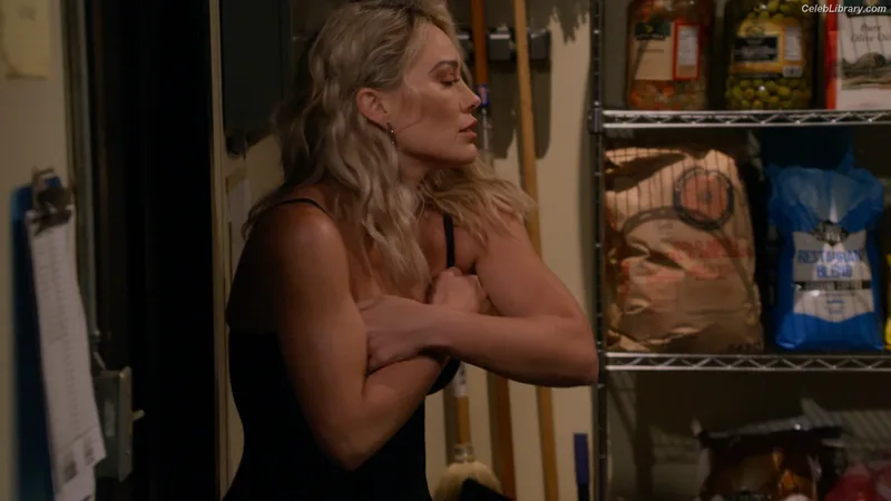 Hilary Duff photo 9 of 1414