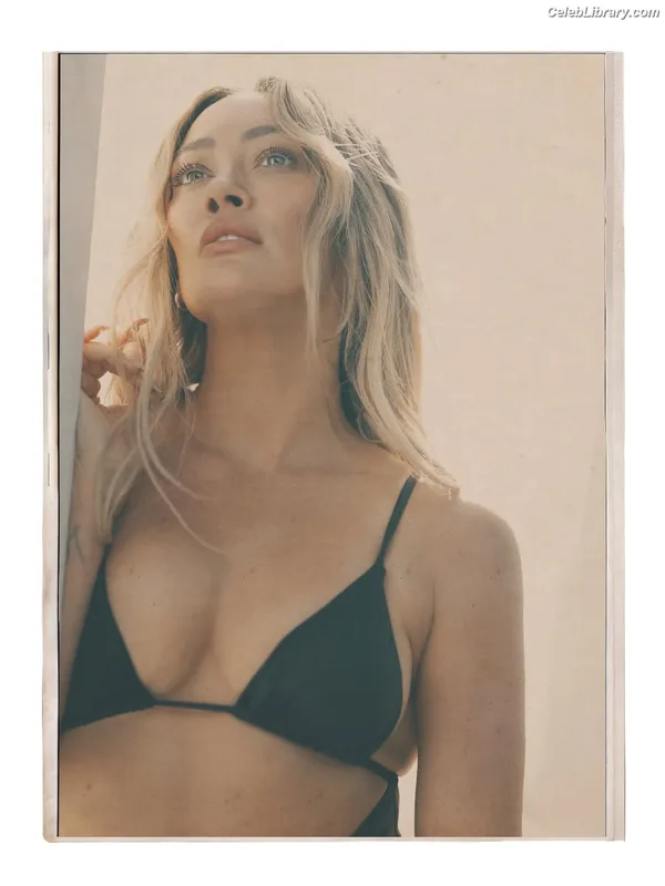 Hilary Duff photo 4 of 1414