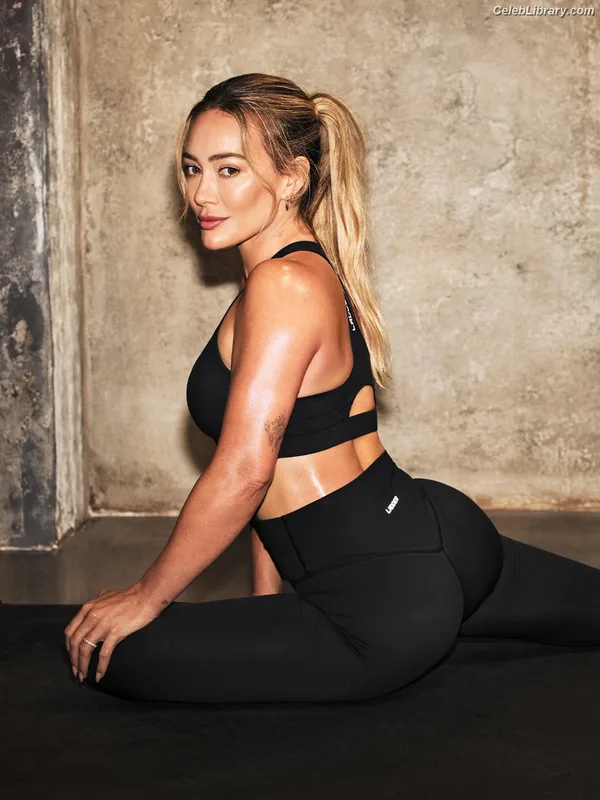Hilary Duff photo 21 of 1414