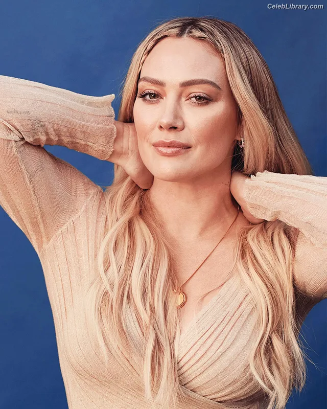 Hilary Duff photo 13 of 1414