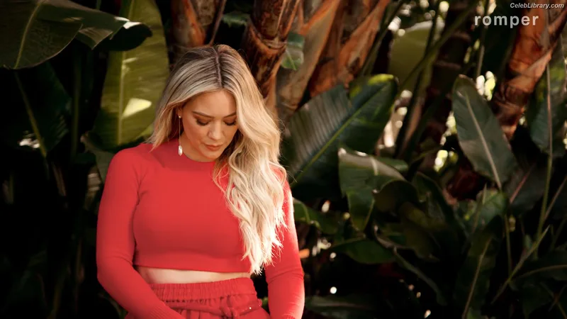 Hilary Duff photo 15 of 1414
